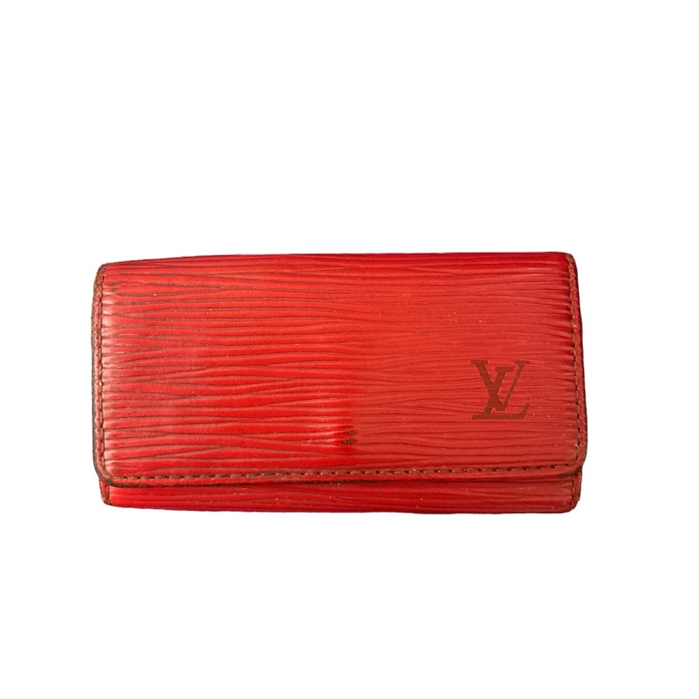 Louis Vuitton Authentic Vintage Red Epi
4 Key LV Holder